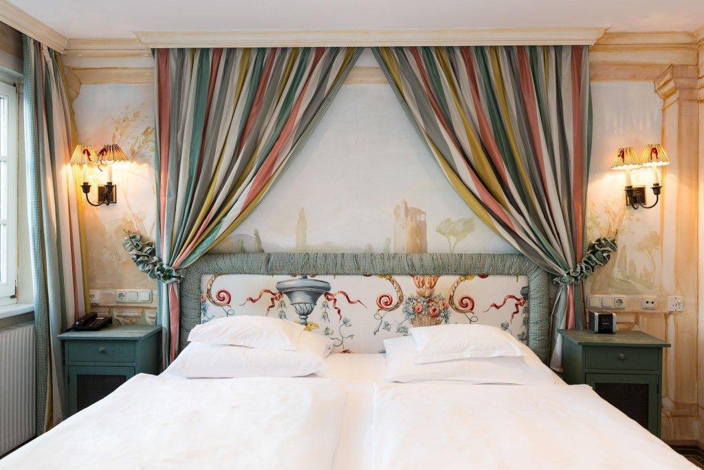 Zürs Hotel Edelweiss מראה חיצוני תמונה